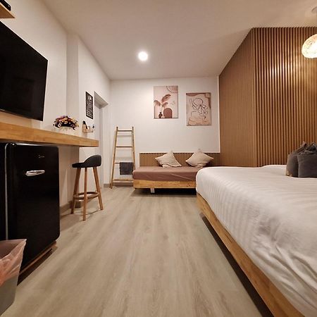 Hotel Koh Larn White House Exterior foto