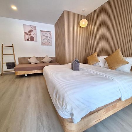 Hotel Koh Larn White House Exterior foto