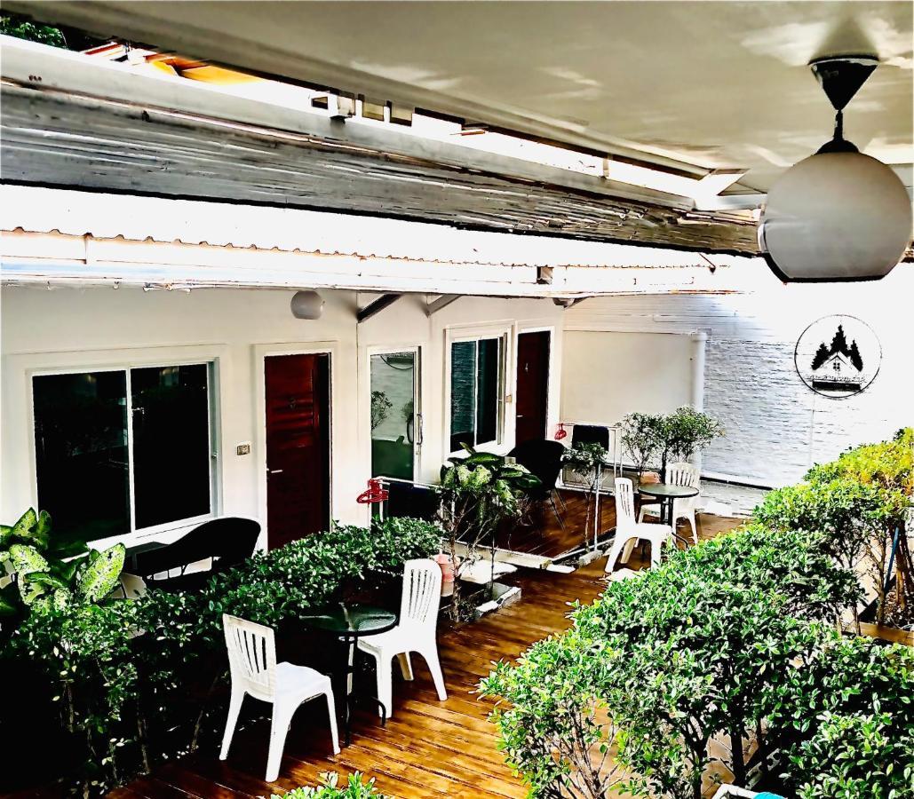 Hotel Koh Larn White House Exterior foto